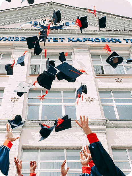 caps_flying