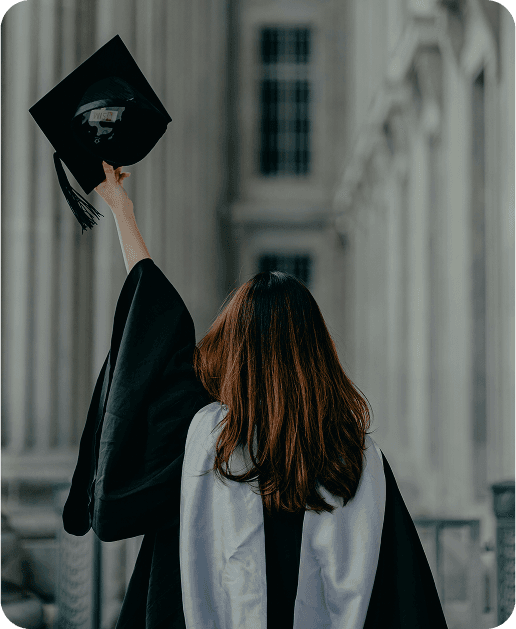 girl_graduating